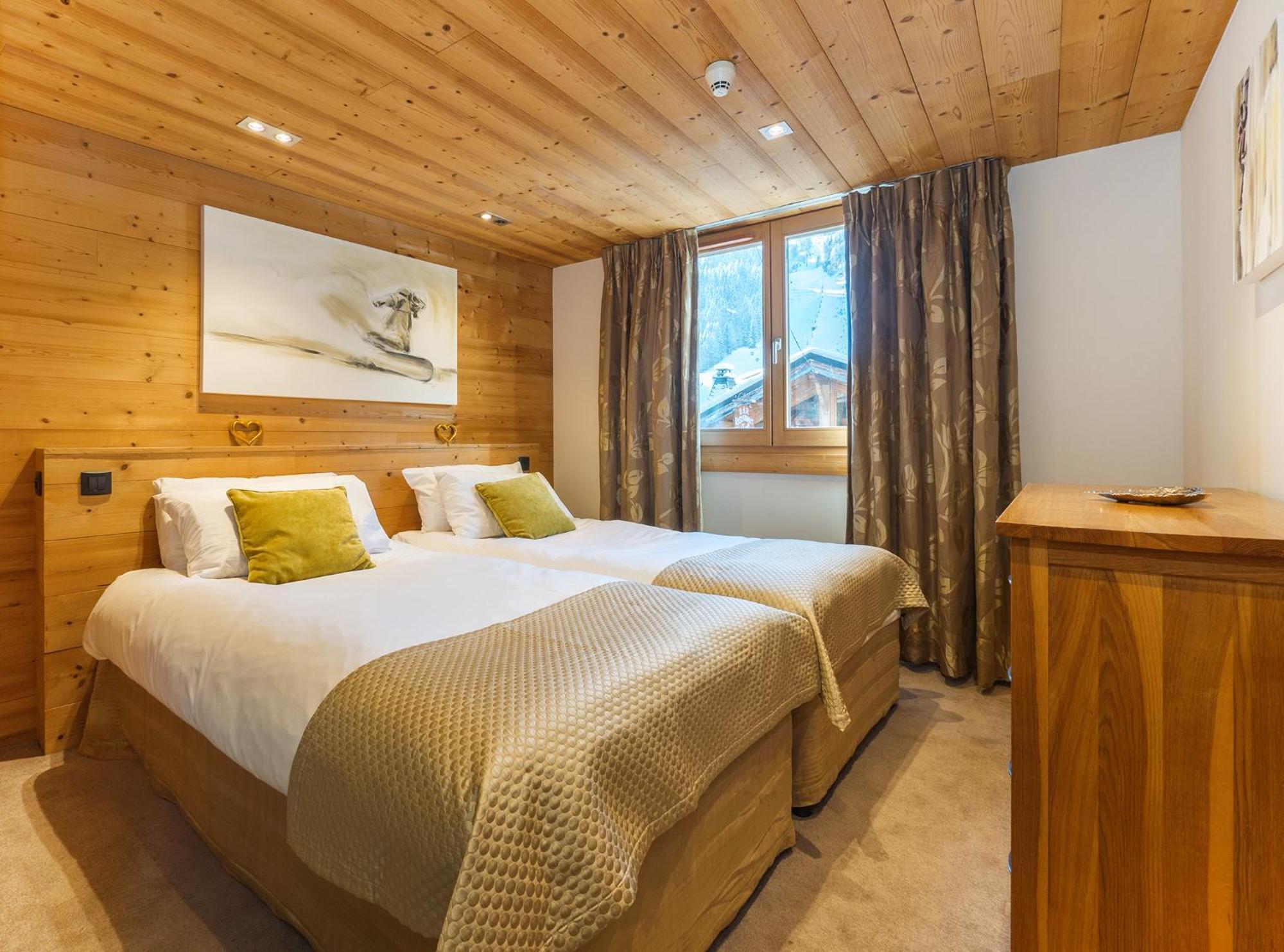 Alaska Lodge モルジヌ エクステリア 写真