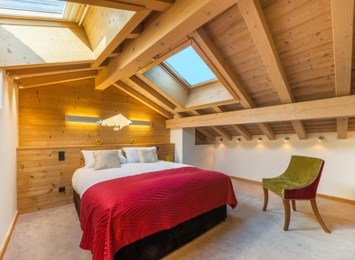 Alaska Lodge モルジヌ エクステリア 写真